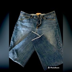 EVRI skinny Jean 16 W